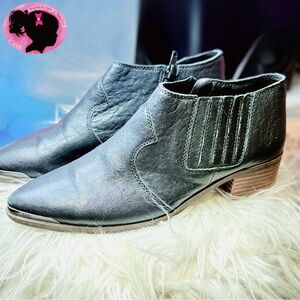 🧳 Lucky Brand Black Leather Ankle Booties